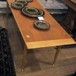 195 7049 COFFEE TABLE